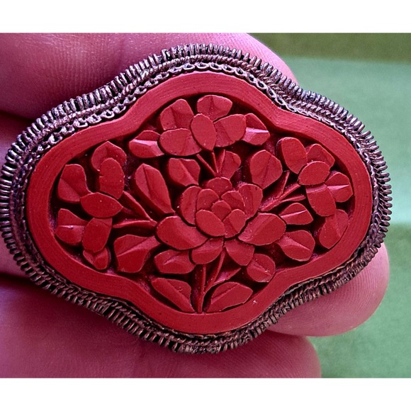Antique Chinese Cinnabar Brooch Pin - Picture 6 of 6
